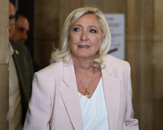 France's Le Pen to announce if running for president with ankle tag