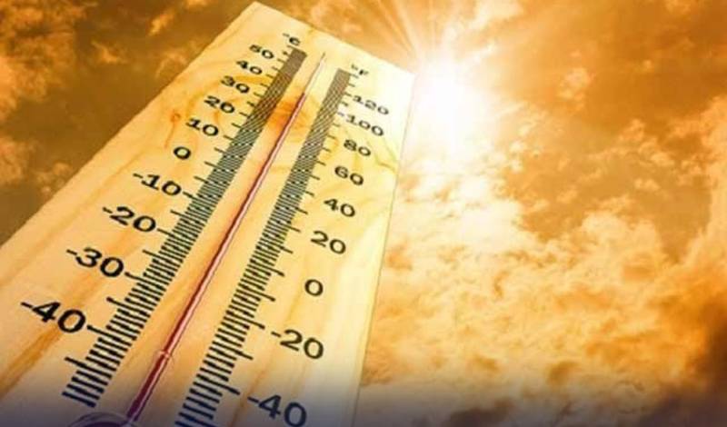 Heatwave grips country as 'feels like' temperature hits 68°C in Sibi