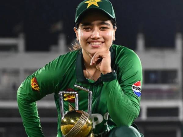 PCB allows Fatima Sana to join Women's Hundred after Sri Lanka ODI series