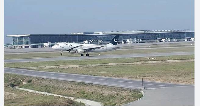 Islamabad Airport’s main runway to remain closed for 11 days