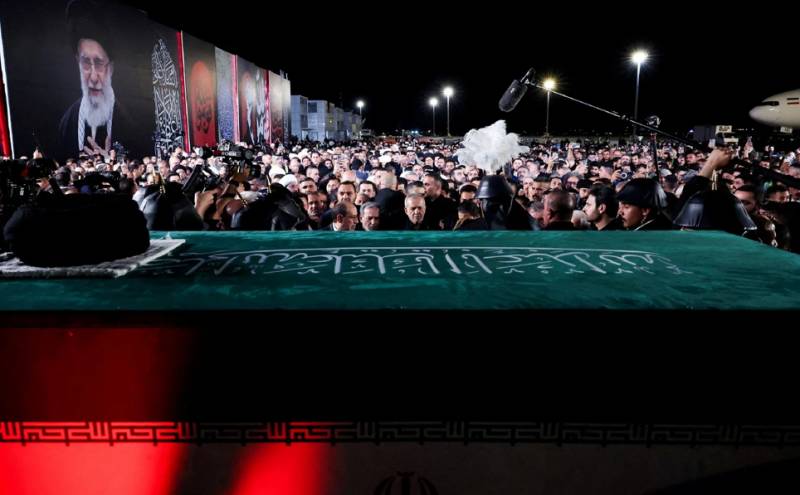 Ayatollah Khamenei’s body taken to Najaf ahead of funeral rites