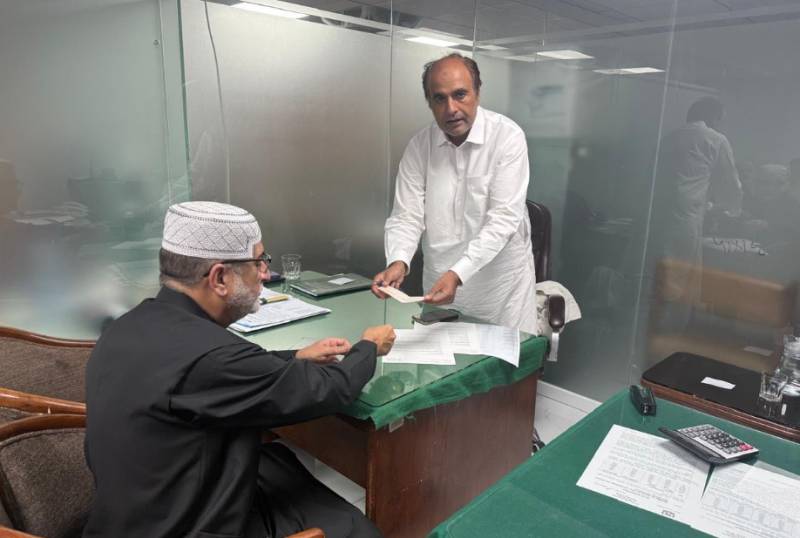 BNP chief Akhtar Mengal returns all salaries and allowances to Parliament