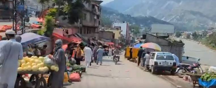 People of Leepa Valley turn blind eye to JAAC’s call for strike 
