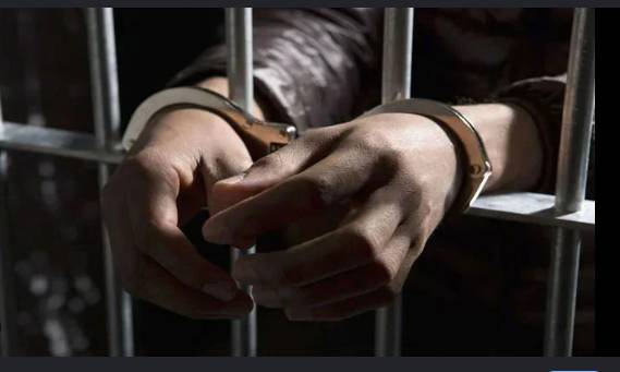 US man sentenced after swapping 17th century manuscript