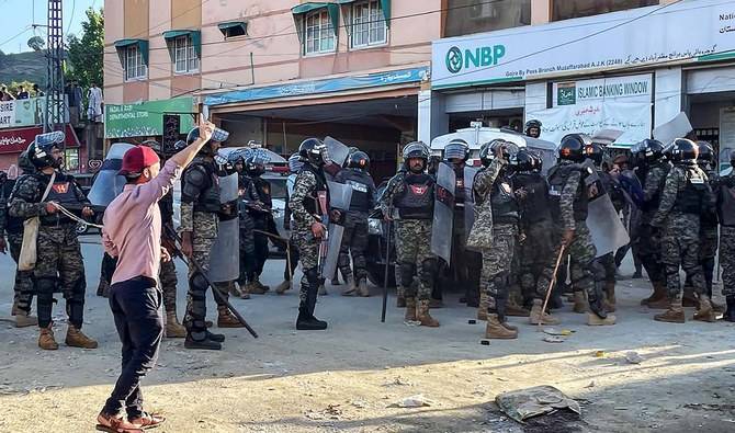AJK govt requests 4,000 FC, Rangers personnel from Centre to deal with protests