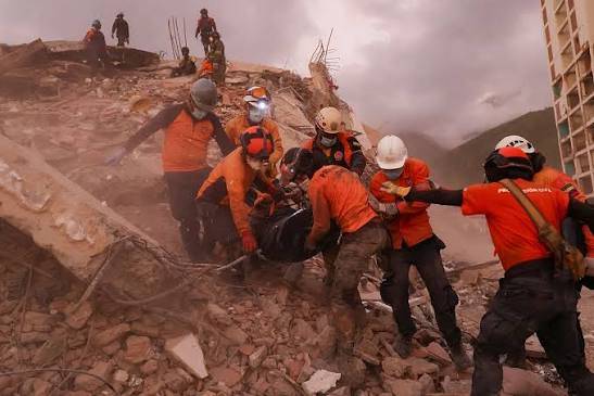 Death toll from Venezuela's twin quakes rises to 3,889