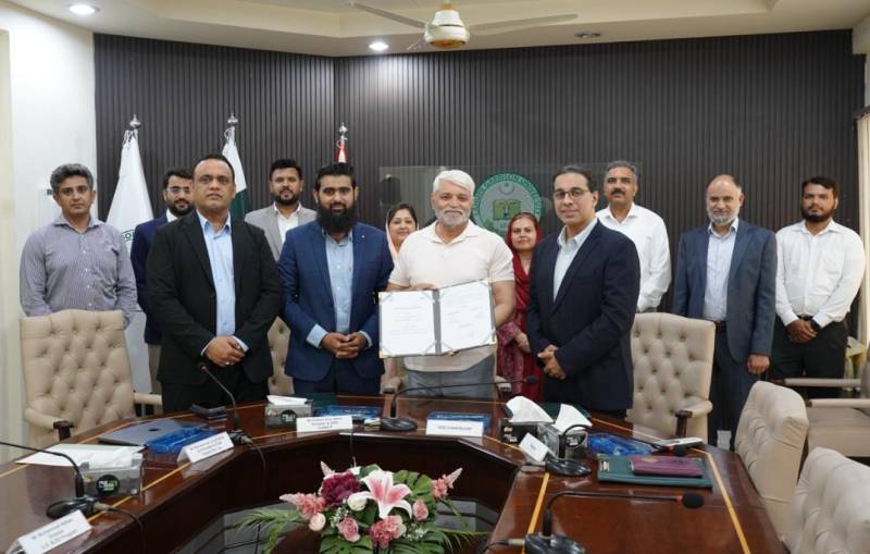 Collab P, Lahore Garrison Uni, Tiksom Limited sign MoU to develop software products