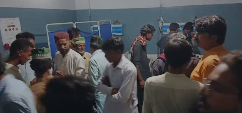 Five people including PML-N local leader die in road accident in Sujawal