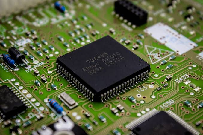 US eases curbs on sales of AI chips, military items to UAE