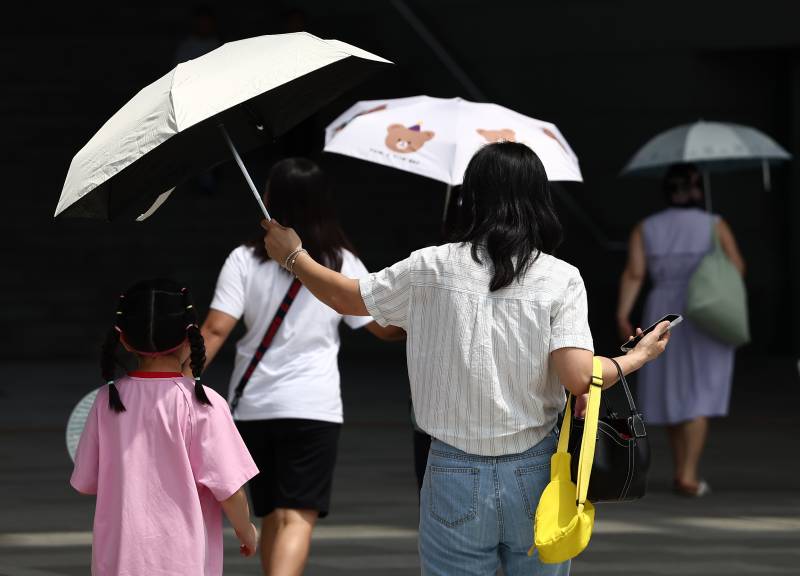 South Korea issues first emergency heatwave warning under new rating system