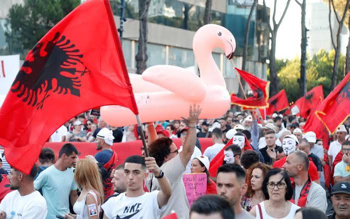 Thousands of Albanians march against Trump-linked resort