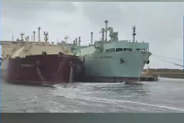 Energy crisis averted after berthing largest LNG carrier at Port Qasim