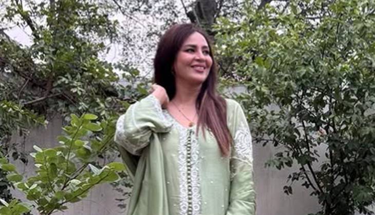 Farah Saadia gets scammed in Nathia Gali