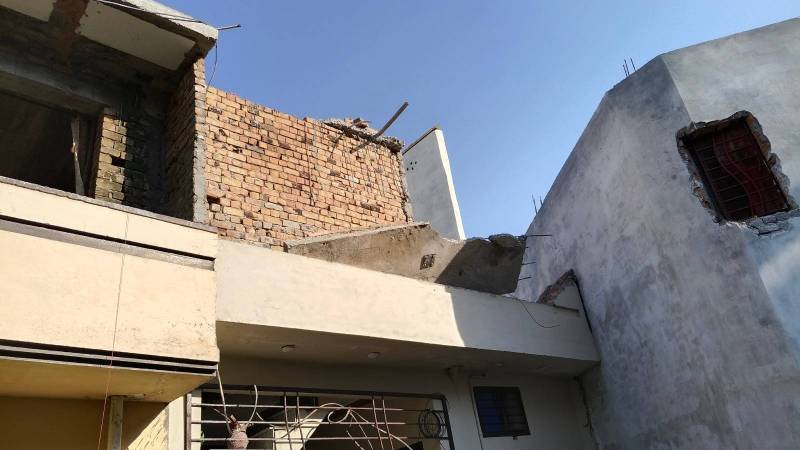 One dead, another injured in Rawalpindi solar panel accident