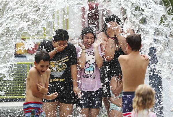 Heatwave smashes records across central US
