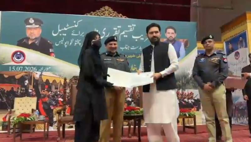 KP recruits 4,306 police constables as CM stresses merit, counterterrorism
