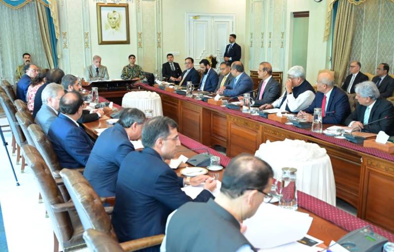 PM Shehbaz orders FBR to provide all facilities to businessmen on priority basis