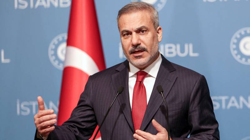 Turkish FM urges Black Sea restraint in Ukraine trip