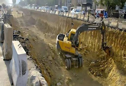 Expat claims millions in damages after losing eye in accident at BRT site in Karachi