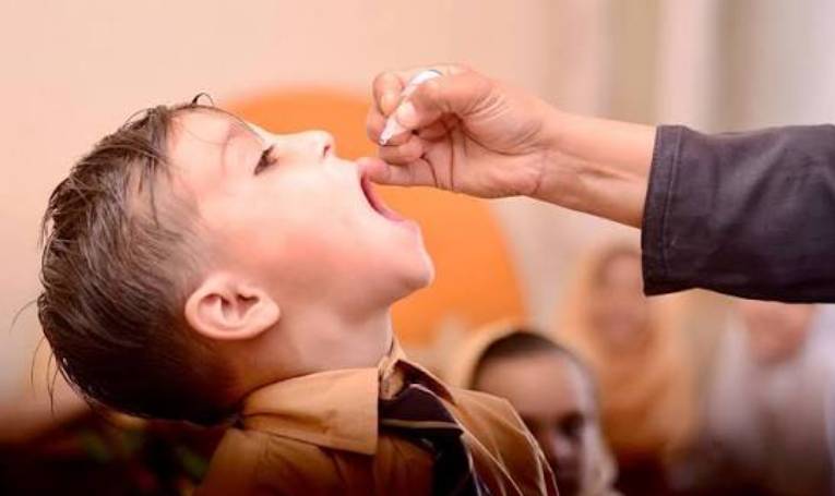 Polio transit points active in Punjab districts to stop virus respread