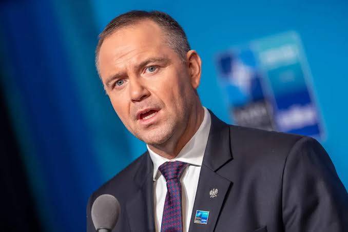 Polish president vetoes civil partnerships bill