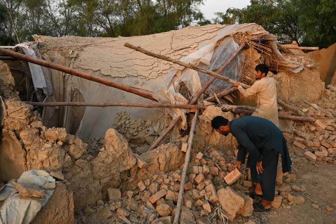 KP intensifies crackdown against illegal Afghan nationals