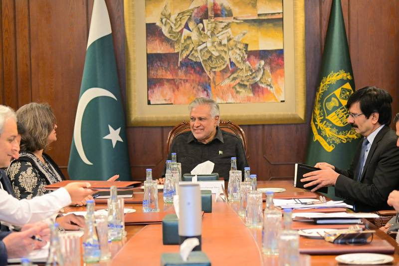 Ishaq Dar chairs meeting to review Pakistan's diplomatic priorities