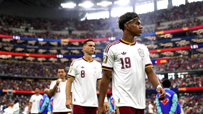 Spain, Argentina tune up for World Cup final in smoggy New Jersey