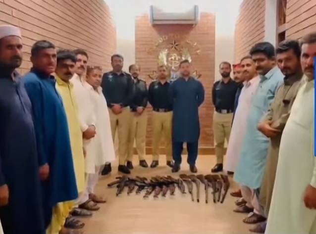 Curtains on 15-year-old conflict in Larkana as suspects from both tribes surrender to police