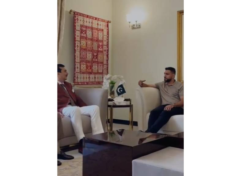 Boxer Amir Khan hints at joining politics 