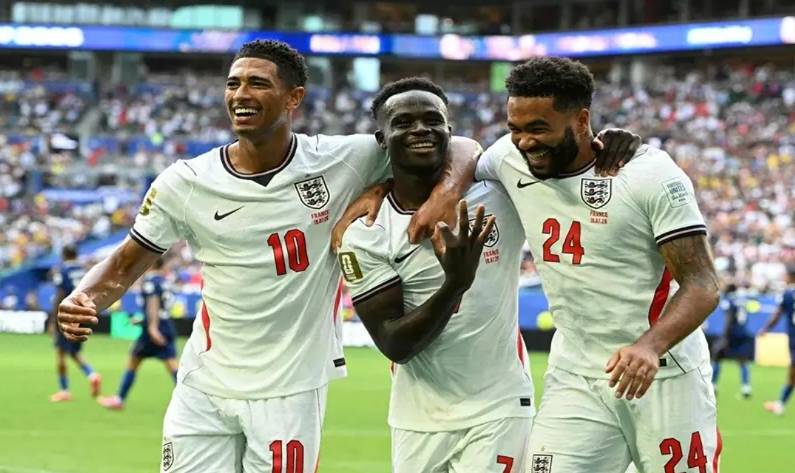 England beat France 6-4 to seal third place in World Cup