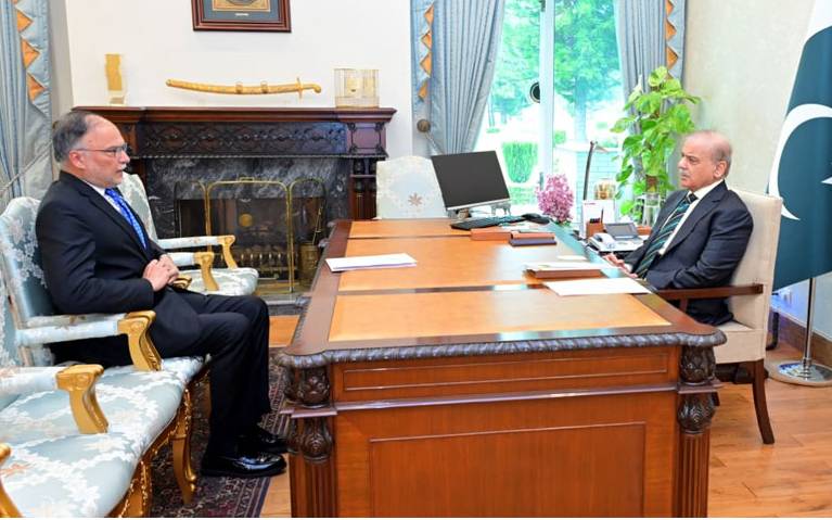 PM Shehbaz orders timely completion of all national projects