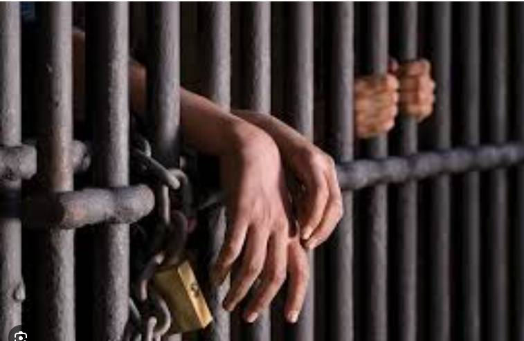 Six Lahore cops arrested for negligence of duty
