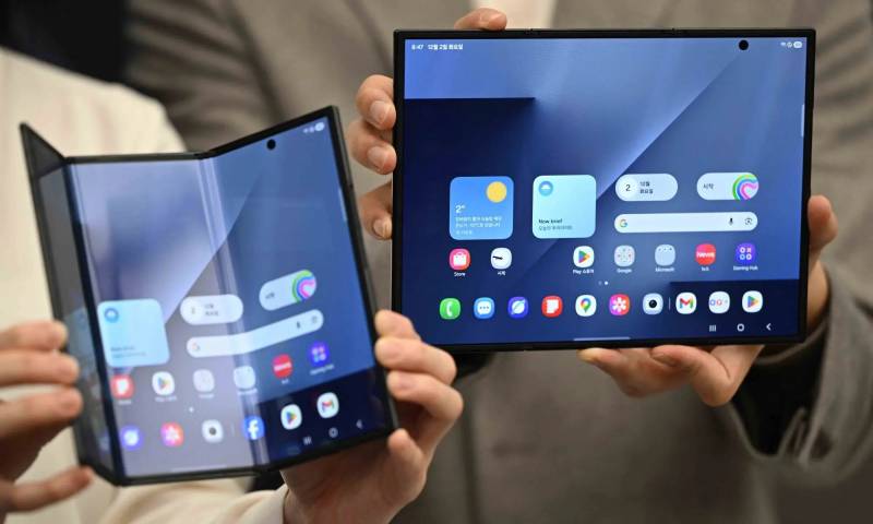 Samsung launches new, more expensive foldable smartphones