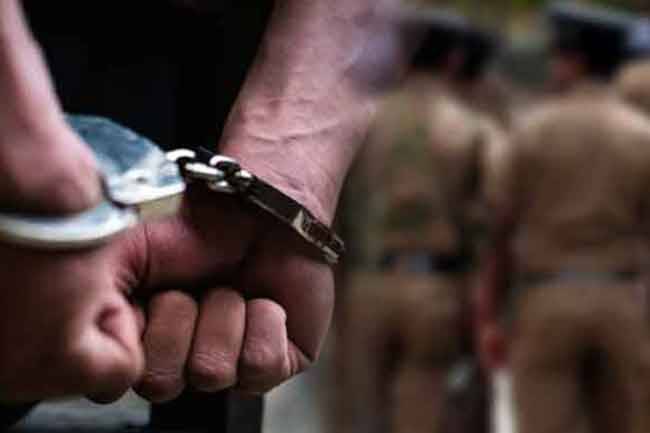 Ring Road Police officer arrested for using social media on duty