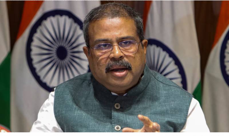 India's education minister resigns, Delhi protests called off