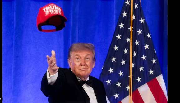 Trump bashes ‘fake news,’ stokes 2028 furor in press gala rerun