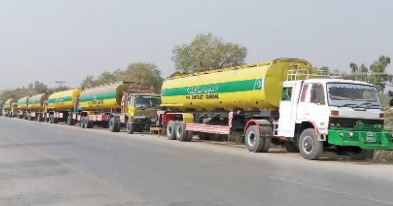 Govt, oil tankers owners to hold talks in Islamabad on Monday