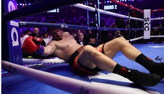 Joshua survives knockdowns, stops Prenga