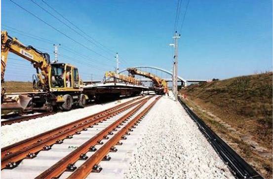 Pakistan Railways intensifies efforts for ML-1 project funding