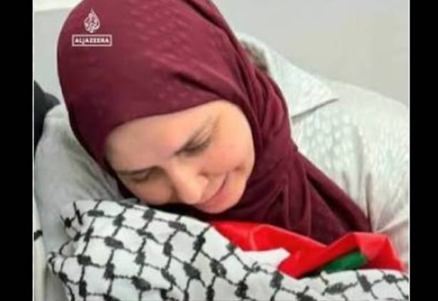 Palestinian woman delivers stillborn baby after Israeli checkpoint delay