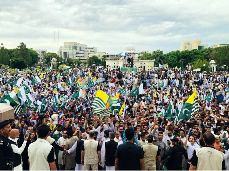 AJK govt officials say armed men, Fitna al-Khawarij operatives present at JAAC protests