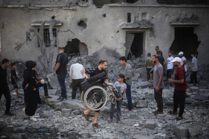 Israel army hit Gaza mosque