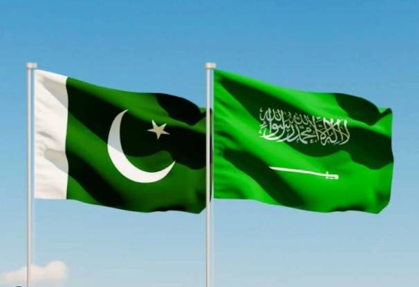 Saudi Arabia rolls over $5 billion cash deposit with Pakistan for 3 years