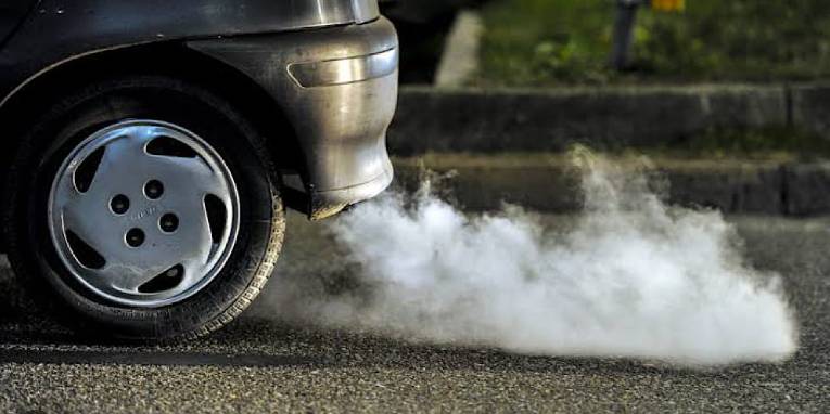 Driving licences of smoke-emitting vehicles’ drivers to be suspended