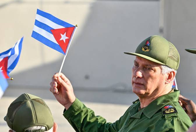 US sanctions Cuban armed forces minister, military procurement network
