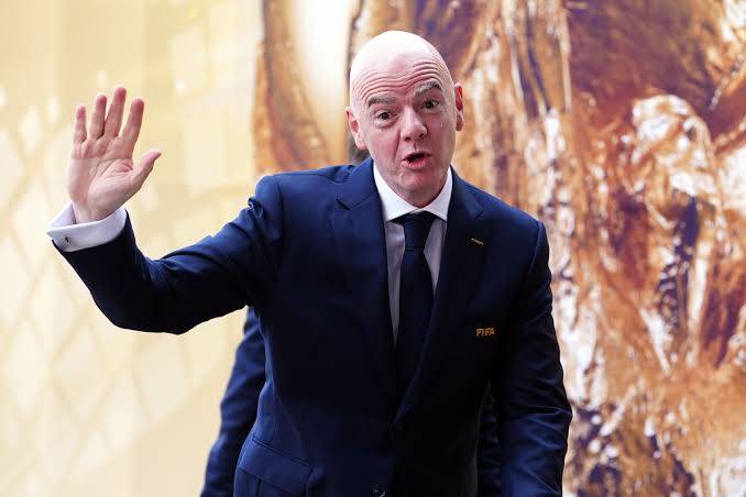 English FA withdraws support for Infantino