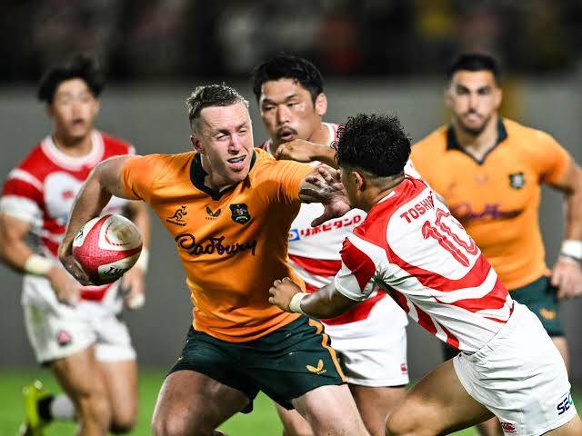 Wallabies squeeze past Japan to give Kiss a winning start