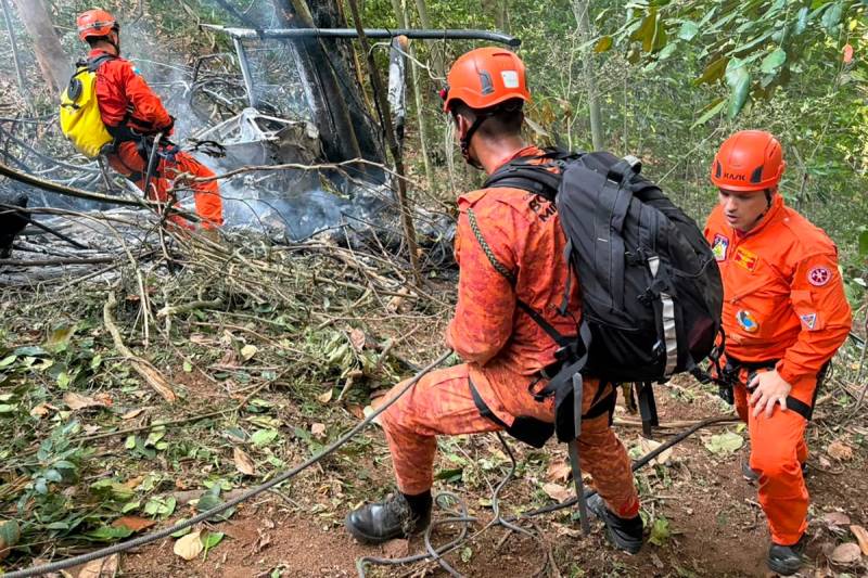 Four killed in helicopter crash in Rio de Janeiro