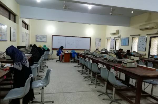 Questions raised over quality of education in Karachi’s govt schools